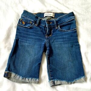 Abercrombie kids Girls Bermuda short